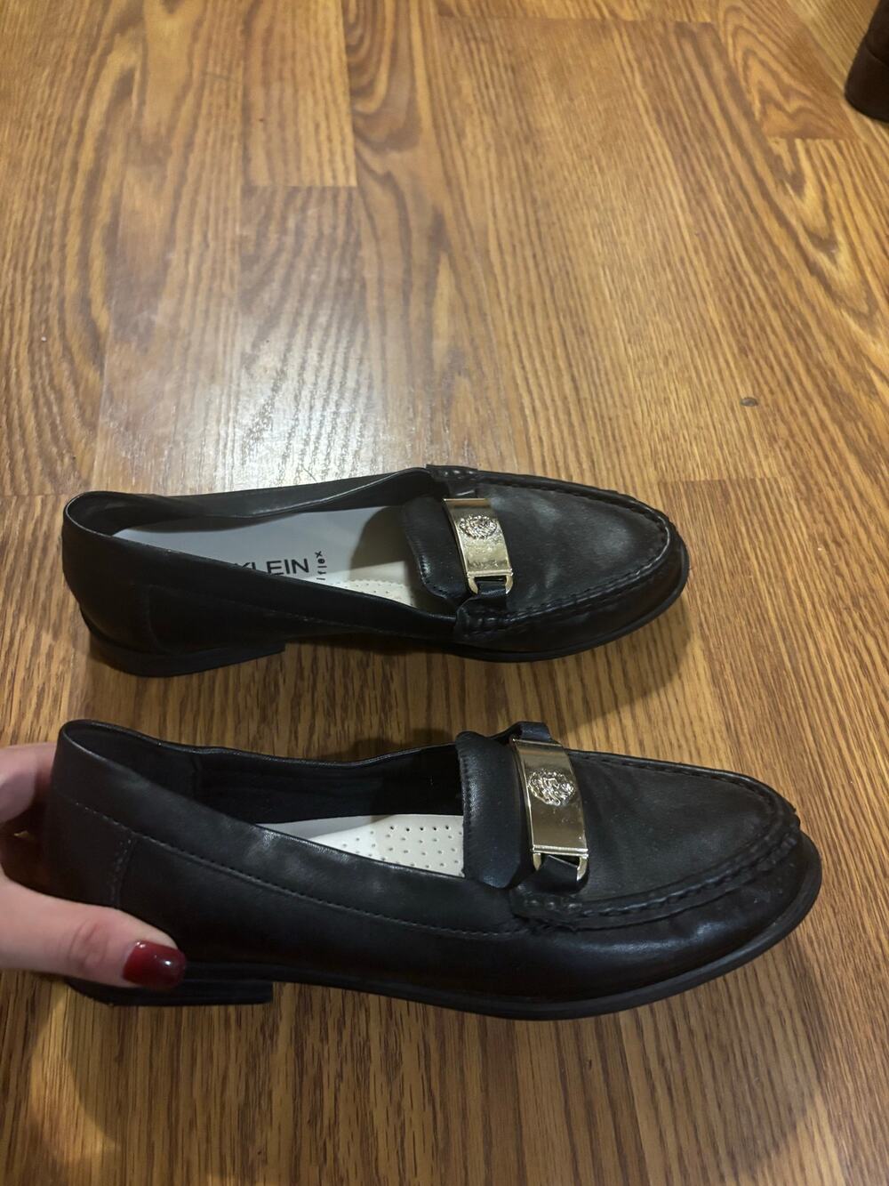 NWOT Anne Klein Black Leather Rounded Toe Fall Preppy Slip-On Loafers